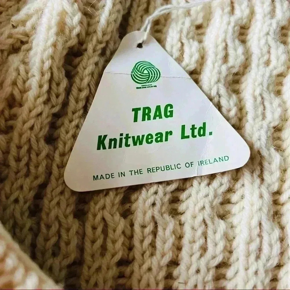 New Chunky Knit Sweater 100% Pure Wool Ireland - Picture 5 of 6